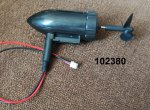 Motor pro zavec lodiku v krytu vodotsn